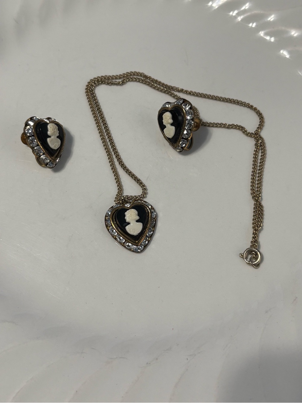 Vintage Black and White Heart Cameo Necklace & Earrings Set